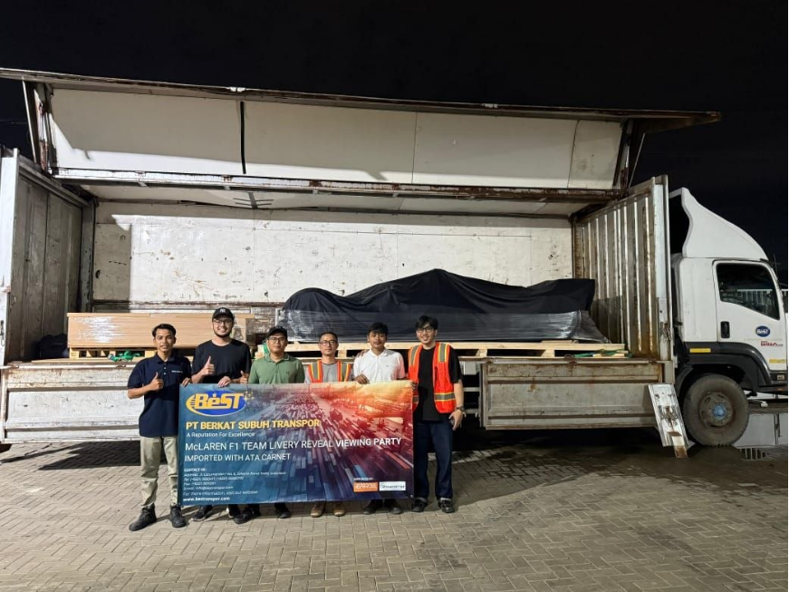 Formula 1 McLaren Car Logistics